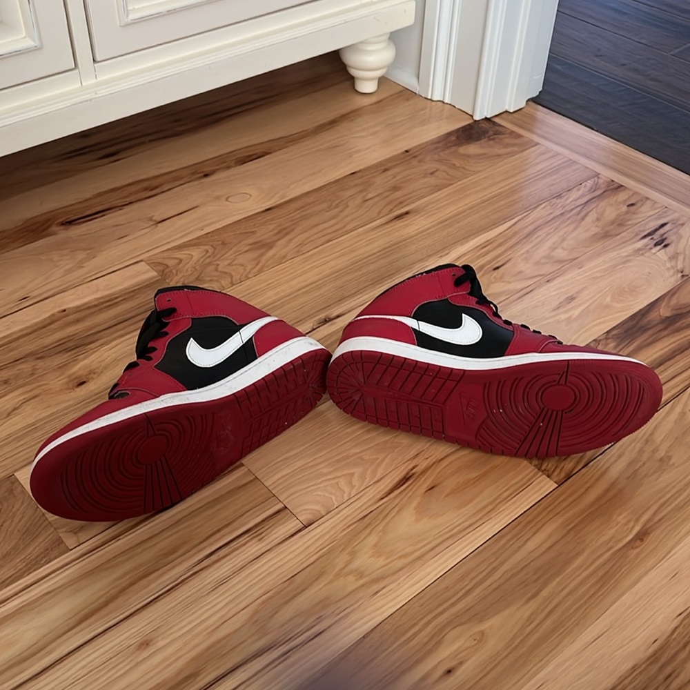Nike Air Jordan. Excell condition ! - Picture 4 of 5